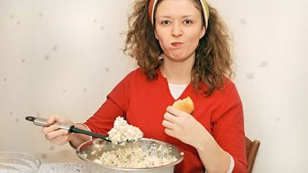 لكِ سيدتي: مع اقتراب عيد الاضحى، تجنبي الأخطاء الغذائيّة التالية المصاحبه للاعياد