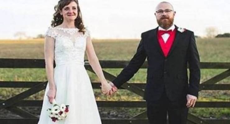 عروسان طردا من الفندق في ليلة زفافهما.. والسبب؟