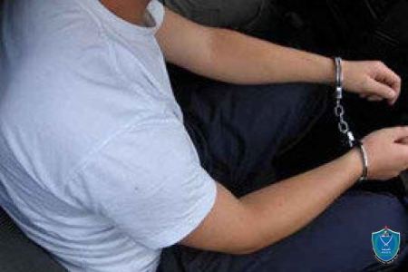 الشرطة تلقي القبض على 4 اشخاص بتهمة التهجم و اعاقة العمل في جنين 