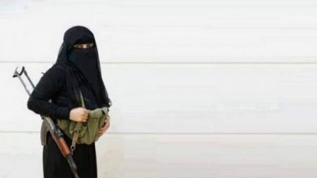 داعشية تروي قصص 'تلذذها بتعذيب النساء'