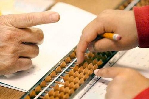 10 طلبة من فلسطين يتأهلون لمسابقة عالمية