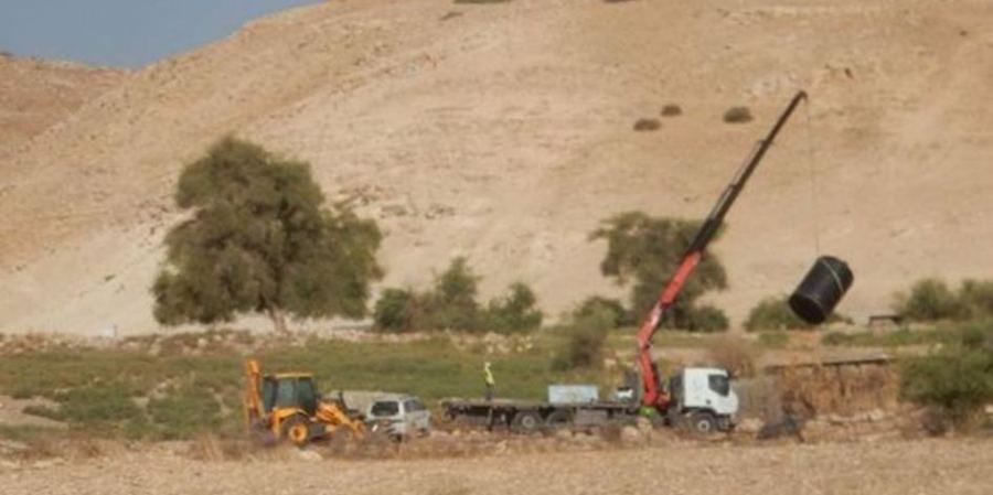 الاحتلال يصادر أبقارا وصهاريج مياه في الأغوار