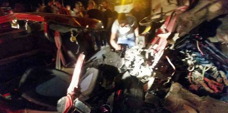 اصابة عائلة بأكملها بحادث سير مروع قرب طوباس