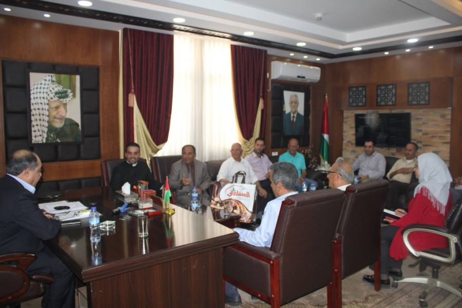 وفد من بلدة الزبابدة يهنأ المحافظ رمضان بمناسبة حلول عيد الأضحى والعام الدراسي الجديد