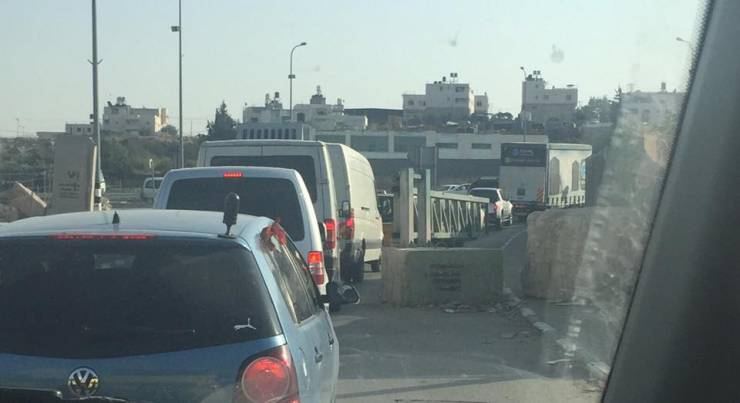  إطلاق نار على شاب بزعم الطعن في الخليل
