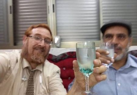 المخابرات تعتقل مواطناً استقبل 'غليك' في منزله بالخليل
