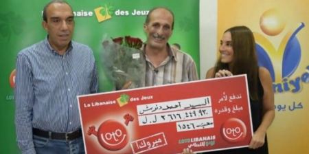 من صياد سمك في طرابلس الى مليونير… هذه قصة أحمد دندش!