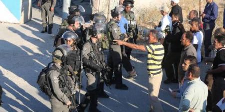 الاحتلال يعيق تحركات المواطنين عبر حاجز عسكري جنوب جنين