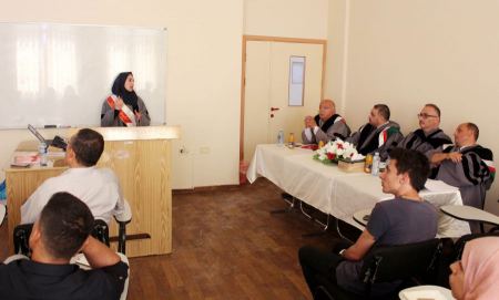 مناقشة رسالة ماجستير في الفيزياء بالجامعة العربية الامريكية 