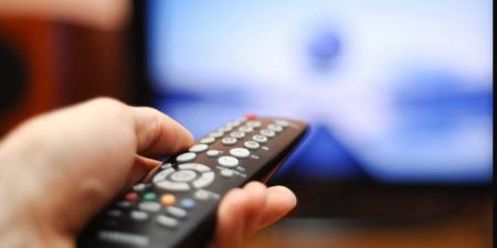 الاردن: كانت تشاهد التلقاز ف اكتشفت خيانة زوجها مع صديقتها .. تايع التقاصيل 