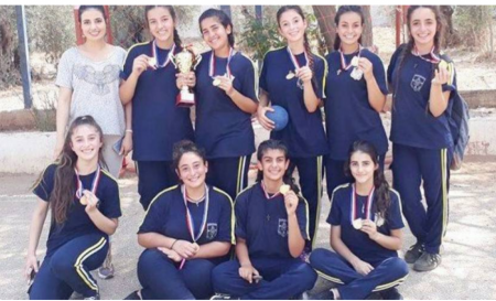 نجمات البطريركيه اللاتينيه/ الزبابدة يتوشحنّ الفوز بالمركز الاول للعام 2017 /2018
