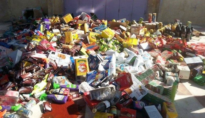إتلاف سلع غذائية منتهية الصلاحية في جنين