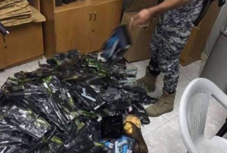 ضبط 'بواريد' بلاستيكية خطرة برام الله