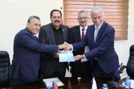 صيدم يرعى ويشارك بتسلم أبو الرب مهام رئاسة جامعة خضوري