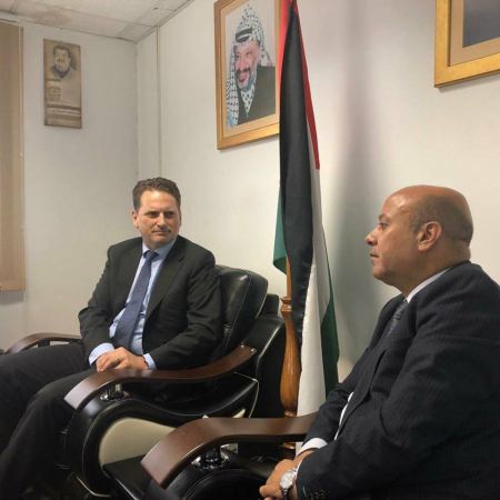 د. ابو هولي وكرينبول يبحثان اليات الدعم السياسي والمالي لوكالة الغوث