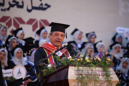  جامعة الأقصى تحتفي بتخريج فوجها الرابع والعشرين