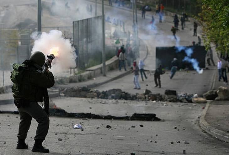 إصابات بمواجهات مع الاحتلال في محيط جامعة القدس