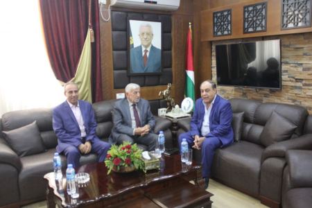 محافظ جنين يستقبل وزير الزراعة