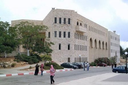 التربية تصدر بيانا حول دوام المدارس والجامعات يوم الاثنين