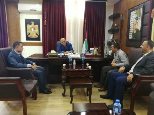  محافظ جنين يستقبل المحطة الأردنية الطبية ويشيد بالعلاقة الأخوية بين الشعبين
