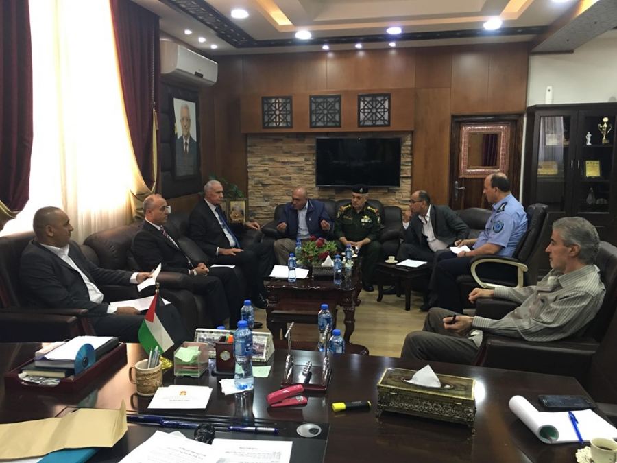  محافظ جنين يستقبل الفريق الحاج اسماعيل جبر بحضور قادة الأجهزة الأمنية