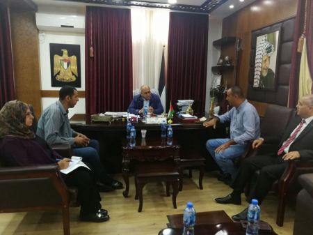 أهالي المنطار الشرقي يطالبون محافظ جنين توفير معززات صمودهم على أرضهم
