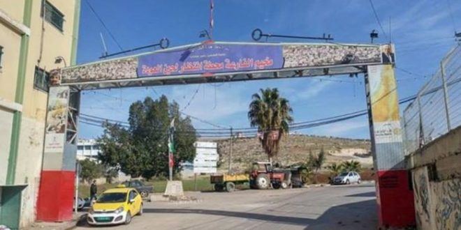 توزيع كسوة الشتاء للعائلات المستورة في مخيم الفارعة والتجمعات البدوية