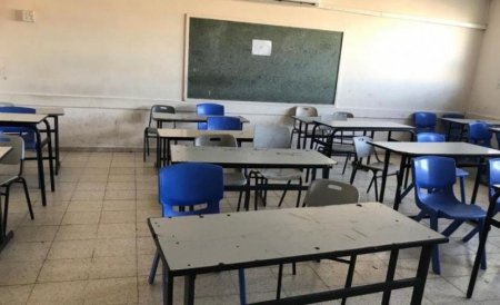 مدارس يعبد تنظم وقفة داعمة لذكور يعبد الأساسية ورافضةََ للاعتداء عليها