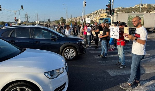وقفة منددة بتفشي الجريمة وتقاعس الشرطة في الفريديس داخل أراضي الـ48