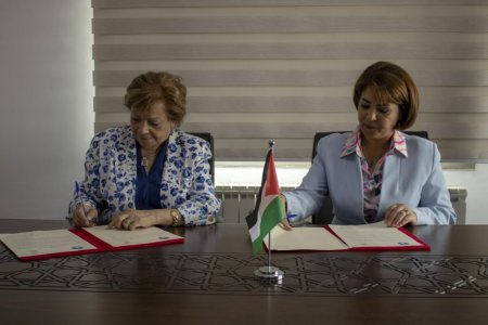 توقيع مذكرة تفاهم بين سلطة جودة البيئة والاتحاد العام للمرأة