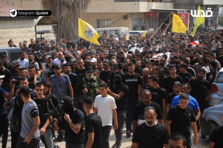 جماهير شعبنا تشيع جثامين 10 شه . داء في مدينة جنين ومخيمها