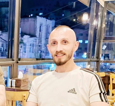 الاحتلال يعتقل شابا من بلدة اليامون غرب جنين على معبر الكرامة