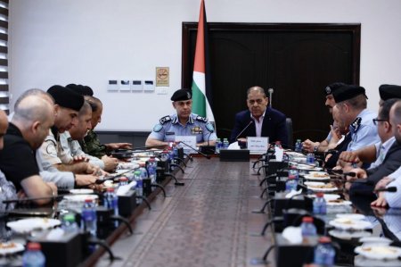 سلفيت: المحافظ طقاطقة يستقبل مدير عام الشرطة اللواء السقا ويبحث معه عدد من القضايا المهمة