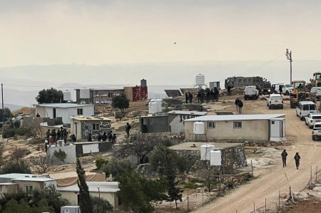 الاحتلال يهدم للمرة الثانية قرية خلة الضبع بمسافر يطا جنوب الخليل