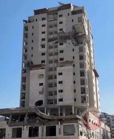 جيش الاحتلال يدمر المجمع الإيطالي بمدينة غزة