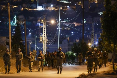 الاحتلال يقتحم بلدة الرام شمال القدس 