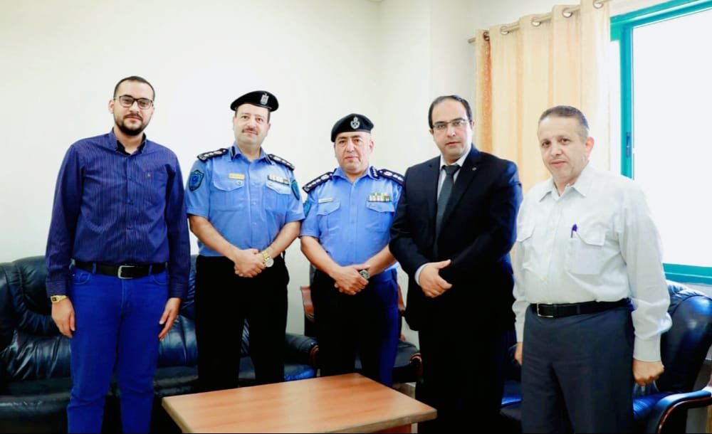 الشرطة وجامعة النجاح تبحثان سبل التعاون المشترك في المجال الإعلامي