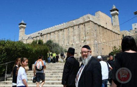 الاحتلال يفرض حظر تجوال مشدد على الأحياء الشرقية المحيطة بالحرم الإبراهيمي