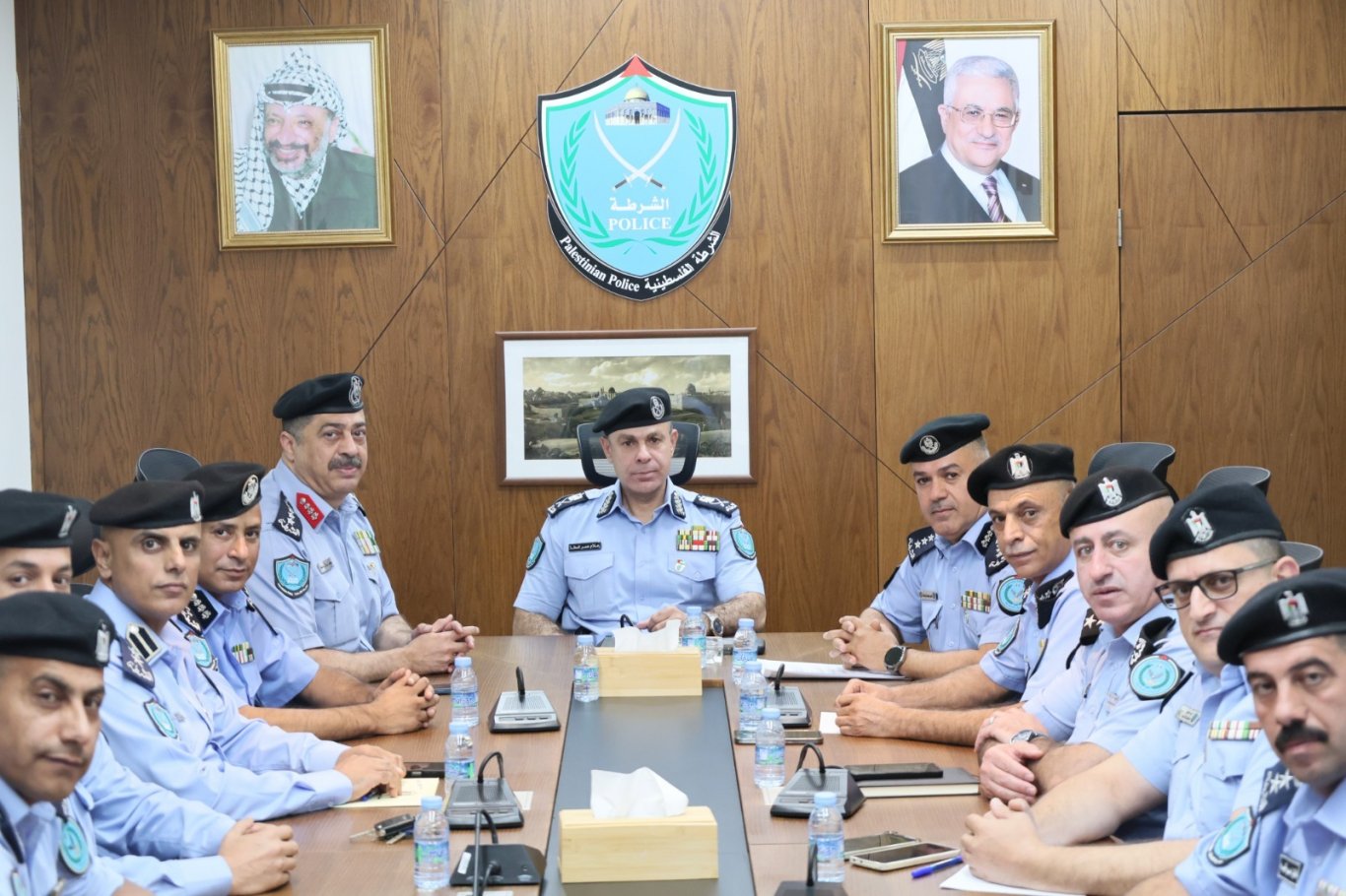 اللواء السقا يوجّه برفع الجاهزية لمساندة المواطنين في موسم قطف الزيتون وتامين الاستحقاقات الوطنية المقبلة.