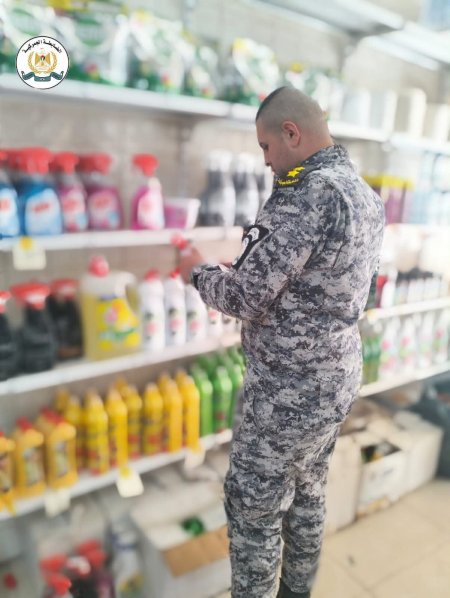 ضبط 750 كيلو مواد تنظيف غير صالحة للاستخدام في جنين 