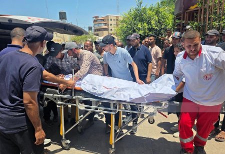 شهيد وإصابات في قصف إسرائيلي استهدف مركبة مدنية جنوب غرب غزة