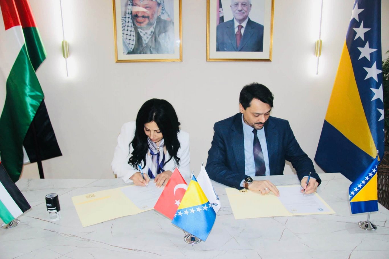 توقيع شراكة أكاديمية مع جامعة سراييفو الدولية (IUS) لدعم الطلبة الفلسطينيين