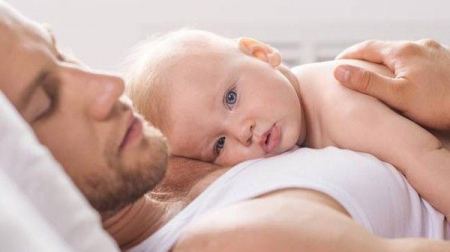 من هي الدولة التي تمنح إجازة الأبوة 4 أشهر؟