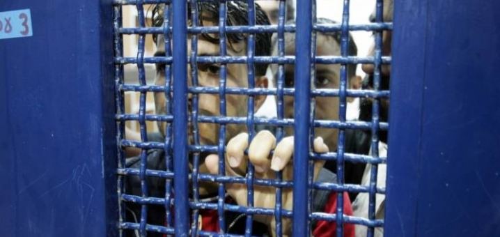 الأسيران جواريش وعبيات يواصلان إضرابهما المفتوح عن الطعام ضد العزل وظروف الاعتقال السيئة