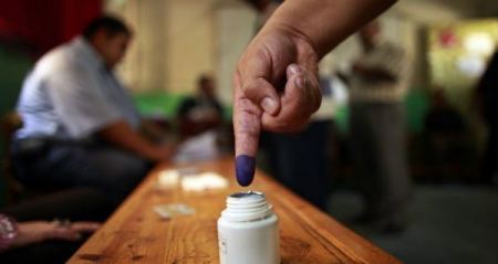 لجنة الانتخابات توصي الرئيس بتأجيل اجراء الانتخابات المحلية