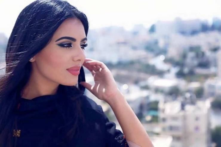 لينا القيشاوي تقتحم ابواب قناة الجزيرة