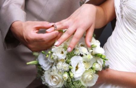 زوجته هي حفيدته ... كيف ذلك ! تابع