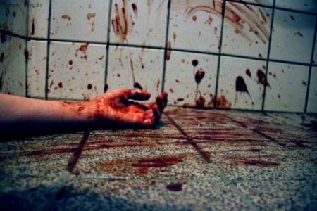 فتاة أردنيّة تناولت 'الفول' مع والدتها ثمّ غرست سكيناً في صدر امها