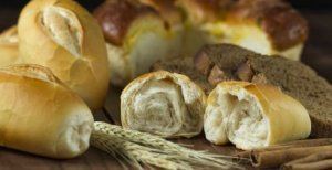 أيهما أكثر فائدة الخبز الأسمر أم الأبيض؟