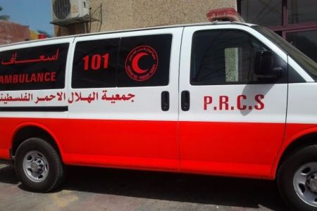 إصابة مسن بجروح خطيرة جراء دهسه في الخليل